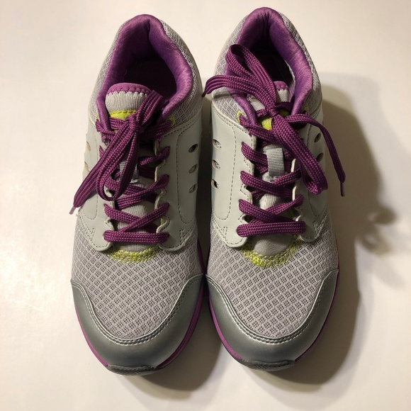 vionic venture sneakers